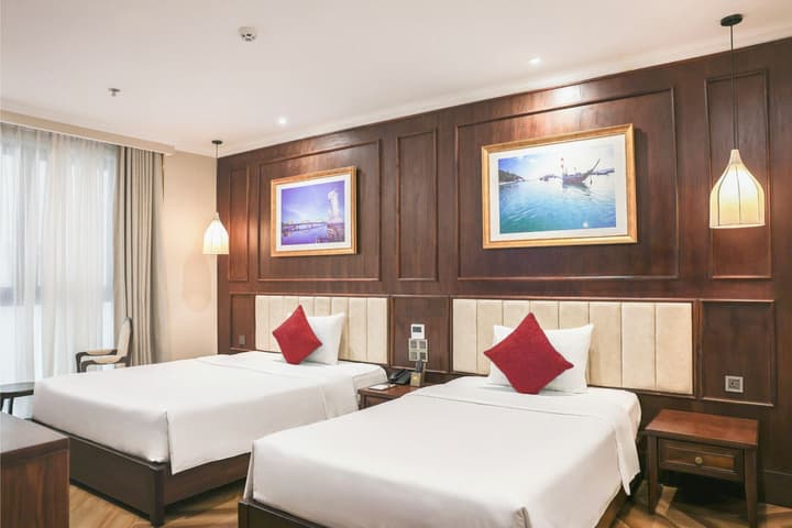 Golden Lotus Luxury Hotel Da Nang