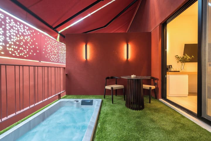Athesense Suites