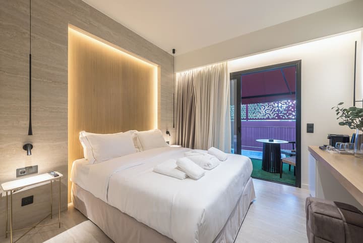 Athesense Suites