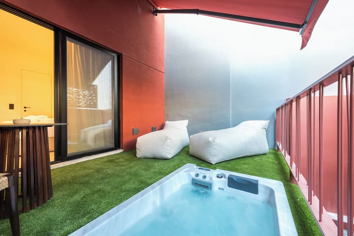 Athesense Suites
