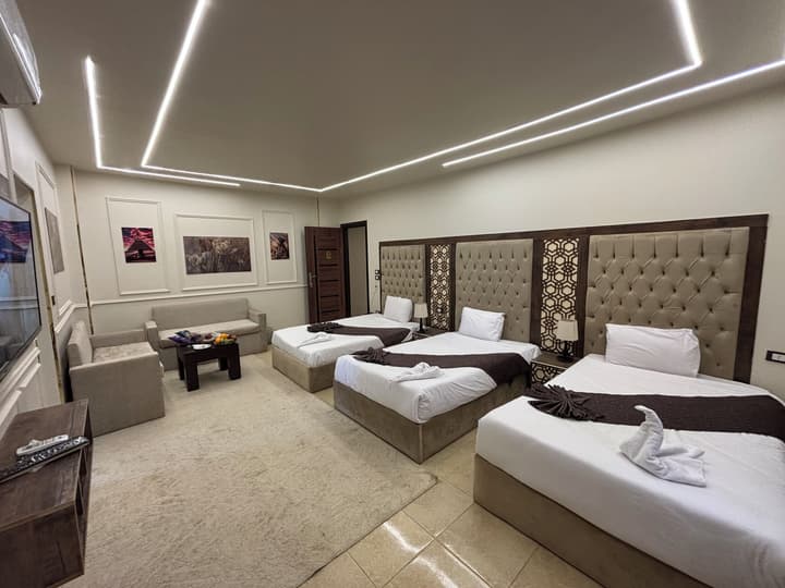 King Cheops Inn