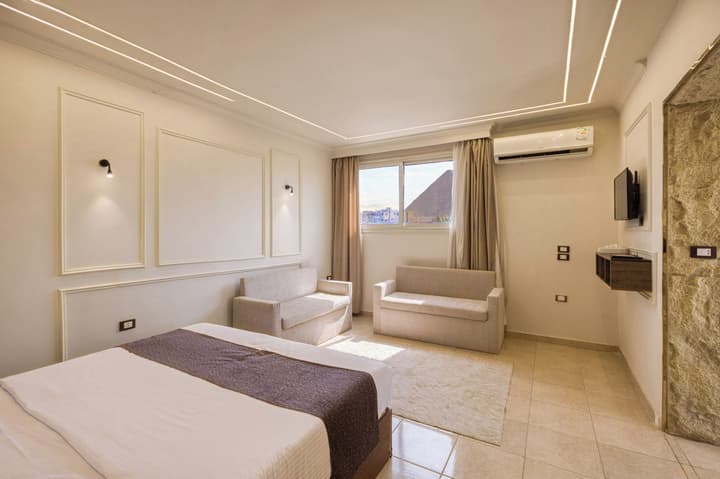 King Cheops Inn