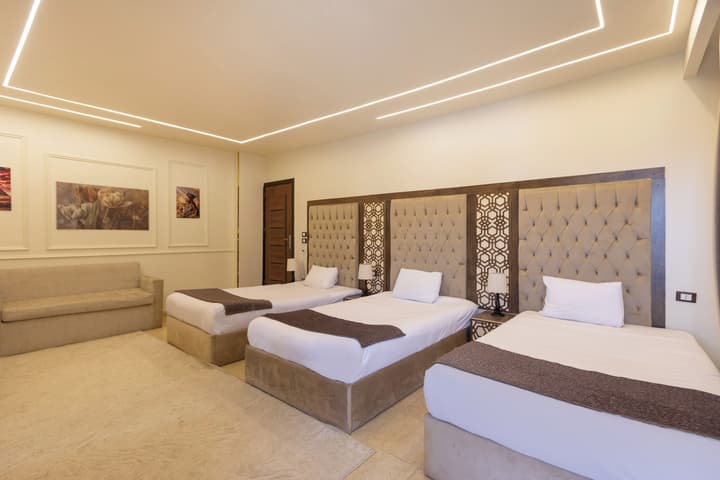 King Cheops Inn
