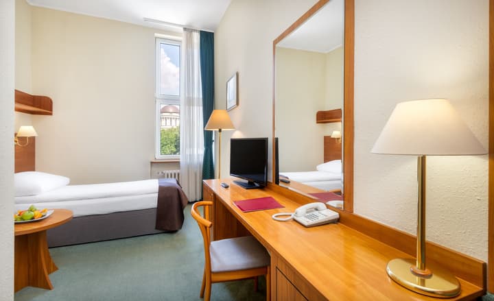 Hotel Millennium