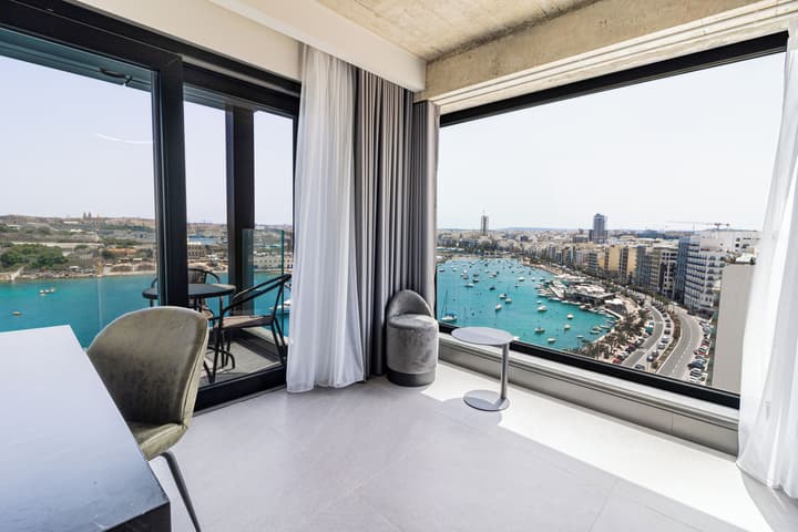The Londoner Hotel Sliema