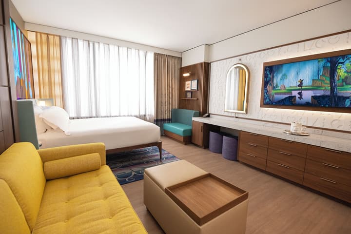 The Villas At The Disneyland Hotel