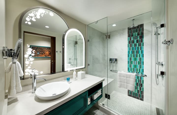 The Villas At The Disneyland Hotel