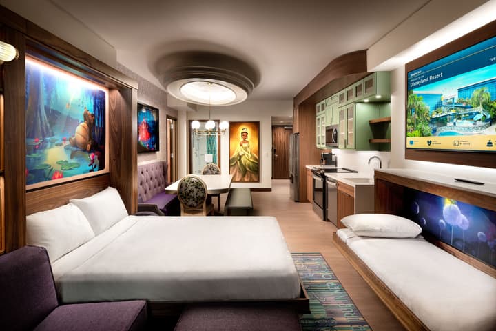 The Villas At The Disneyland Hotel