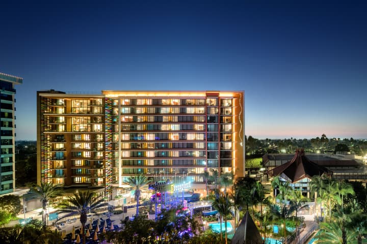 The Villas At The Disneyland Hotel