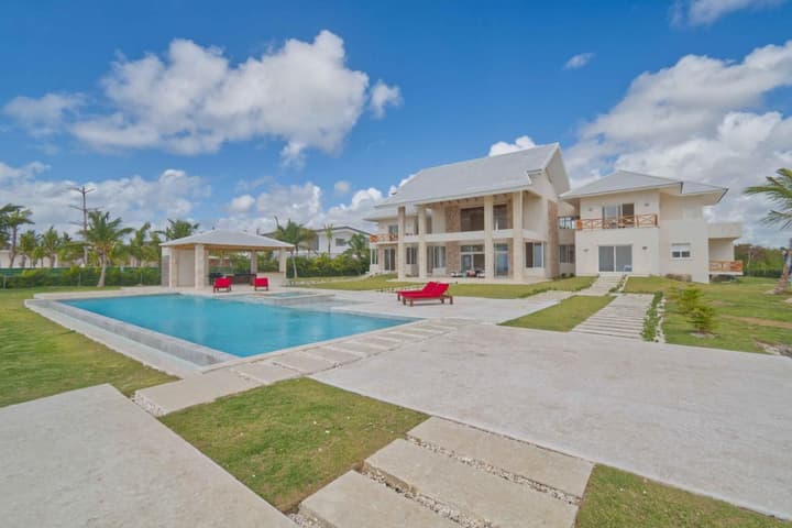 Villa Okyanus - Ocean View Villa in Luxury Resort