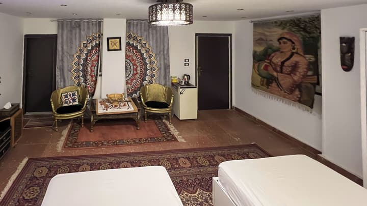 Osiris pyramids view inn