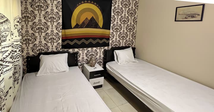 Osiris pyramids view inn