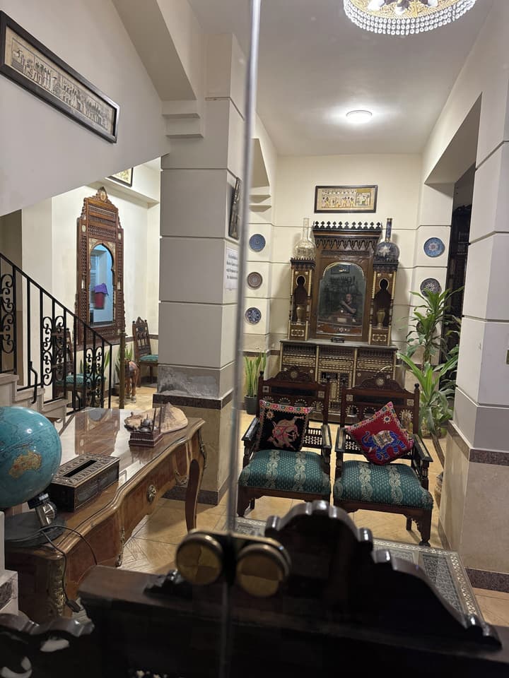Osiris pyramids view inn