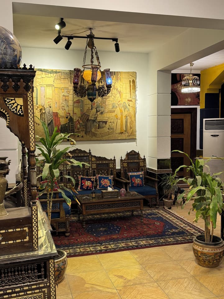 Osiris pyramids view inn