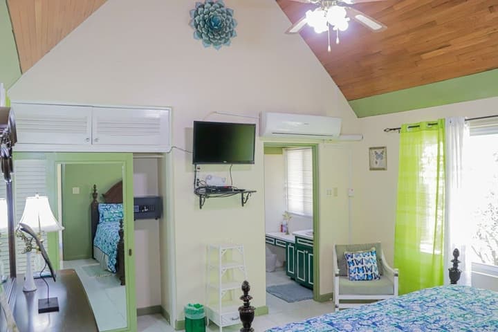 Seven Palms Villa