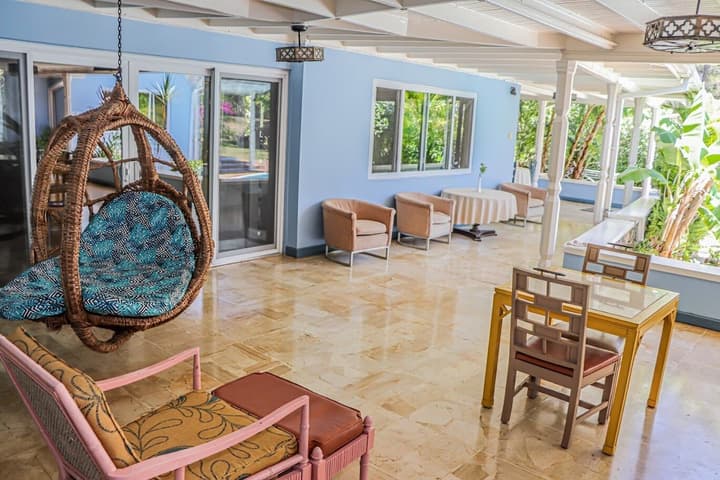 Seven Palms Villa
