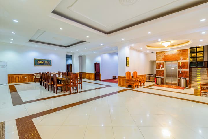 Lisha roungnakhone hotel