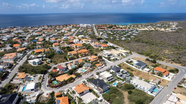 Apartment With Outside Refreshing Cabin - Mi Cuna Close to Beach