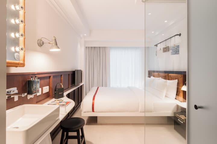 Ruby Stella Hotel London by IHG