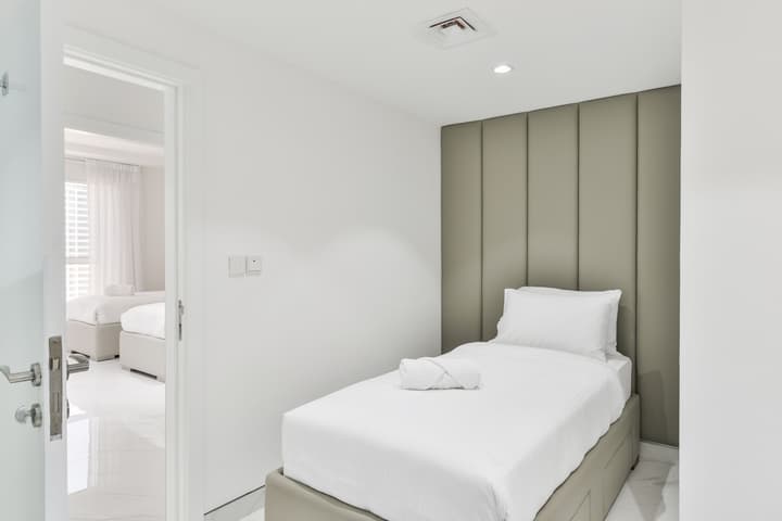 Waterfront Luxury 3plus1 BR in JBR Dubai