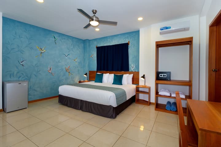 Plaza Luna Suites