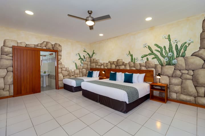 Plaza Luna Suites