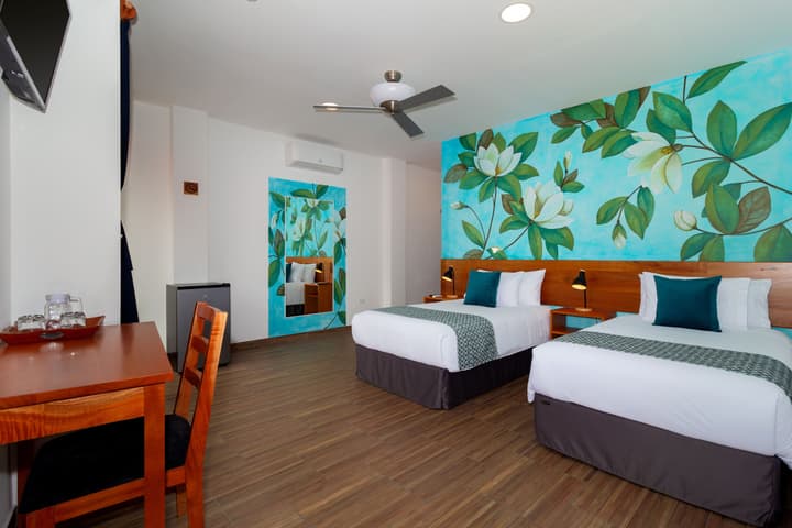 Plaza Luna Suites