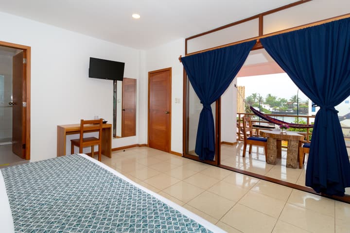Plaza Luna Suites