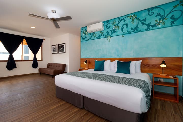 Plaza Luna Suites