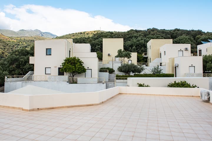 Polyrizos Hotel