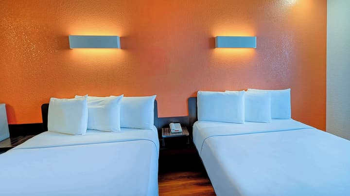 Studio 6 Suites Los Angeles, CA - Los Angeles - LAX