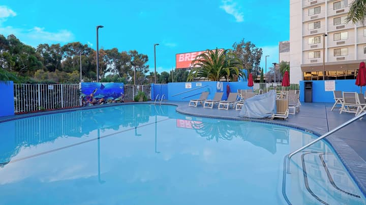Studio 6 Suites Los Angeles, CA - Los Angeles - LAX