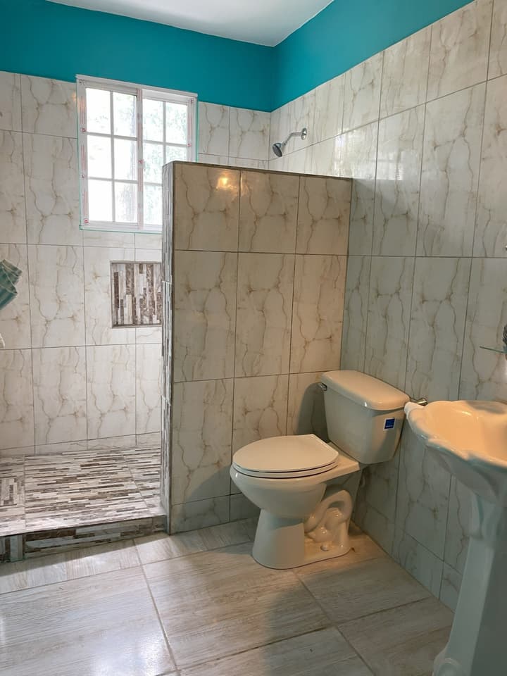 Yanceylargo Estate - Newly Renovated 7br Beautiful Two-story Estate Villa W Gorgeous Mountain View 7 Bedroom Villa by RedAwning