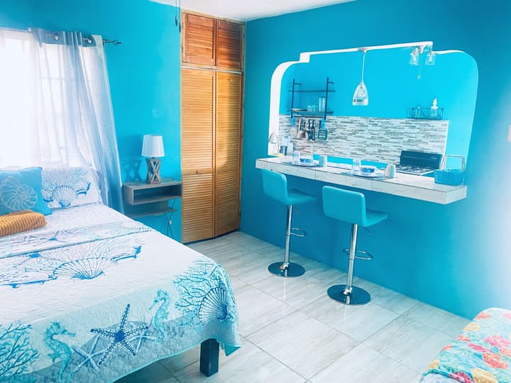 Yanceylargo Estate - Newly Renovated 7br Beautiful Two-story Estate Villa W Gorgeous Mountain View 7 Bedroom Villa by RedAwning