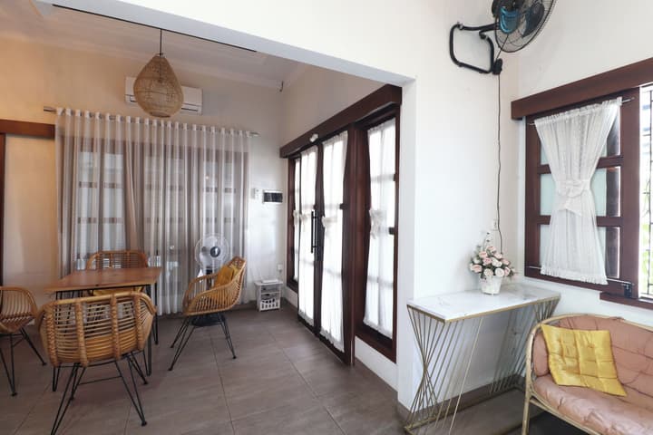 Bisma Balcony Homestay