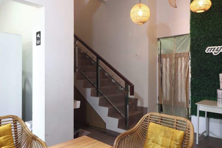 Bisma Balcony Homestay