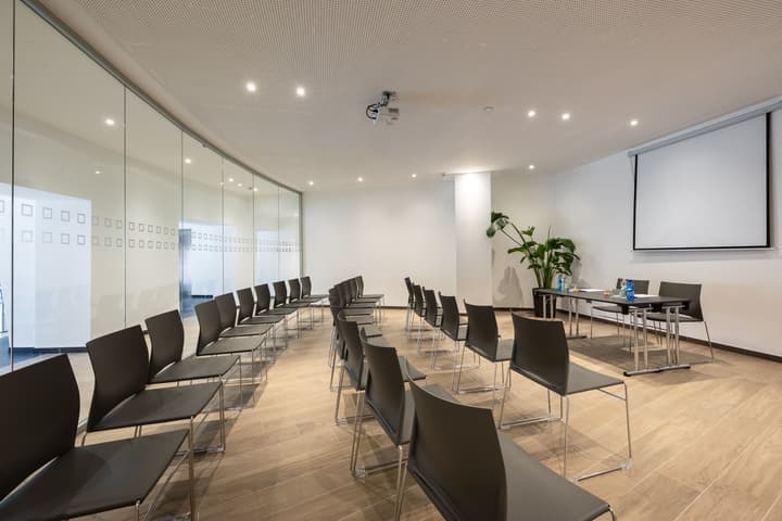 IH Hotels Milano Centrale