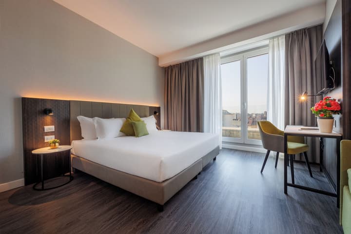 IH Hotels Milano Centrale