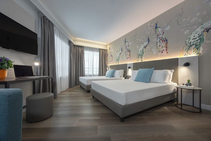 IH Hotels Milano Centrale