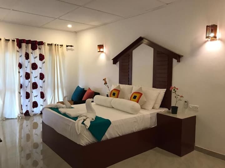 Sunshine Resort and Spa