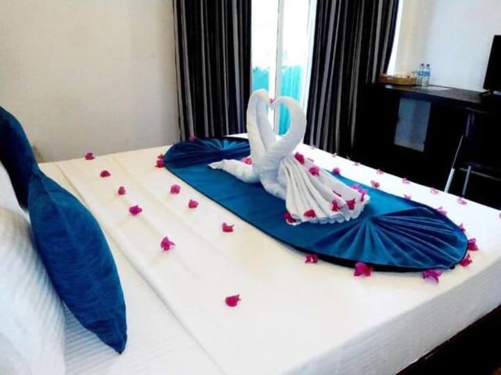 Sunshine Resort and Spa