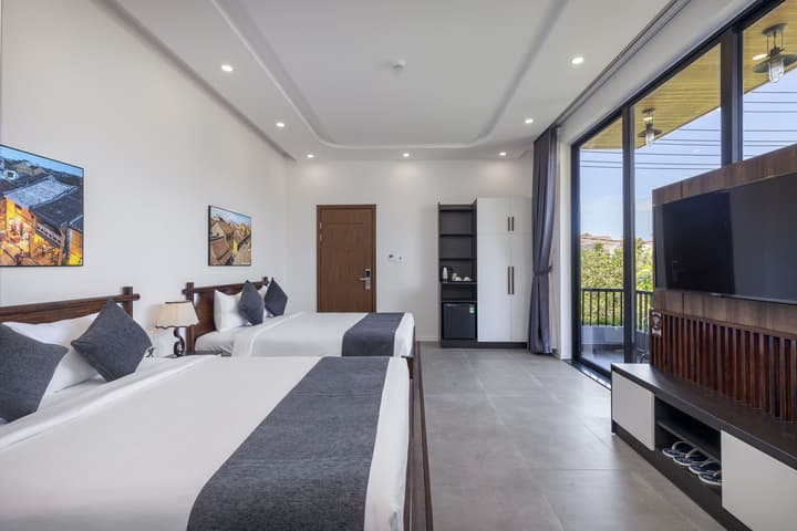 Charm Champion Villa Hoian