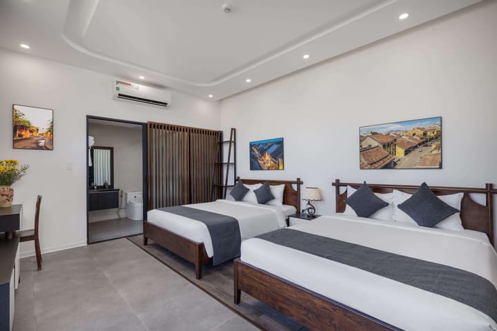 Charm Champion Villa Hoian