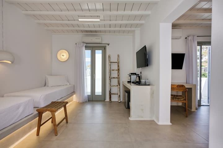 Paola Sunset Mykonos
