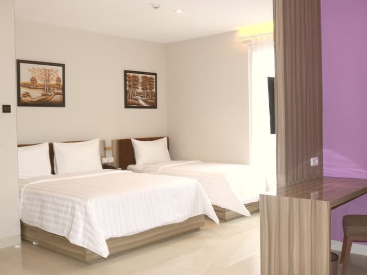 Surabaya River View Hotel