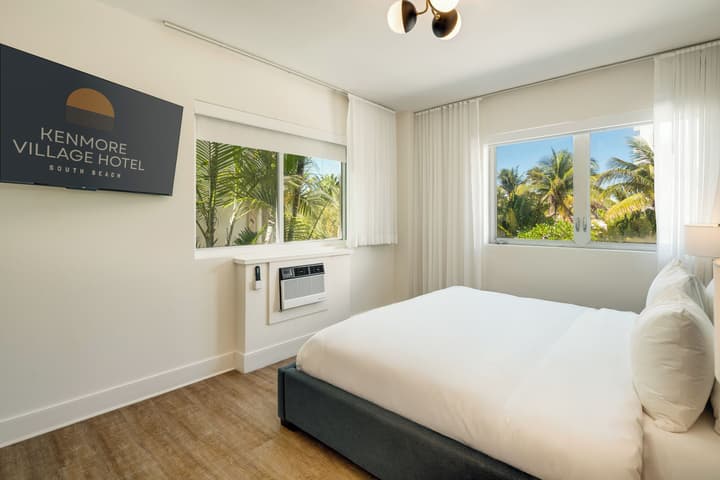 Kenmore Village Hotel, South Beach