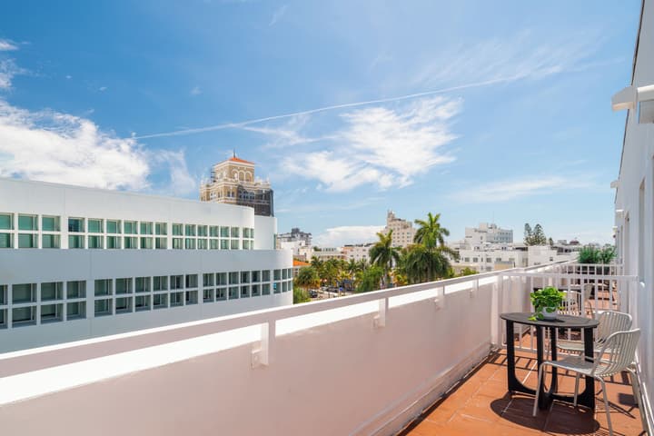 Kenmore Village Hotel, South Beach
