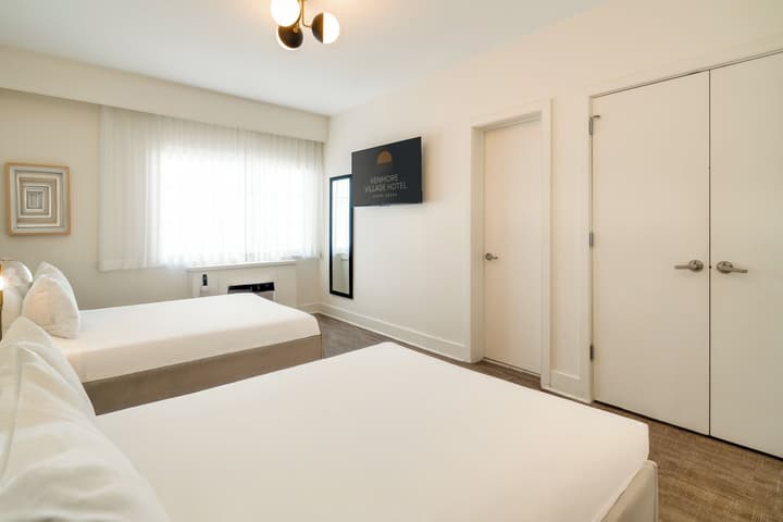 Kenmore Village Hotel, South Beach