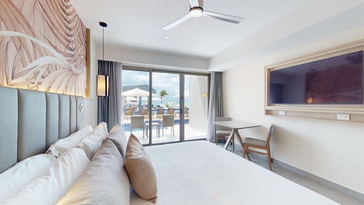 Royalton CHIC Antigua, An Autograph Collection All-Inclusive Resort – Adults Only