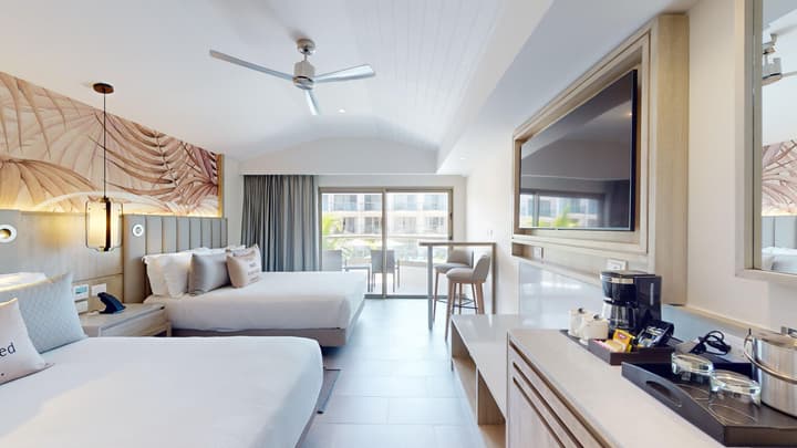 Royalton CHIC Antigua, An Autograph Collection All-Inclusive Resort – Adults Only